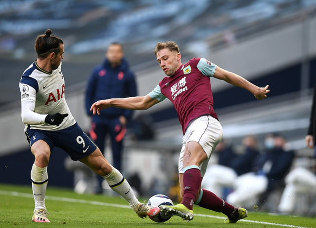 凯恩：即使赛季进百球，没欧冠或世界杯也很可能拿不到金球奖（凯恩：哪怕赛季进百球，若无欧冠或世界杯也难获金球奖）