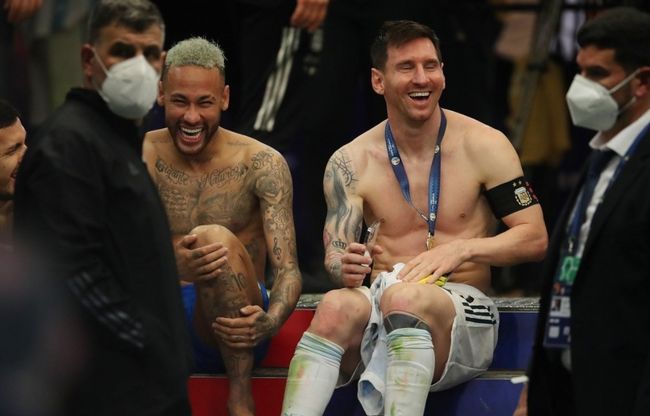 记者：国安厨师将退休，俱乐部将为其举办特殊的“退役”仪式（记者：国安厨师将告别岗位，俱乐部准备一场独特的“退役”仪式）