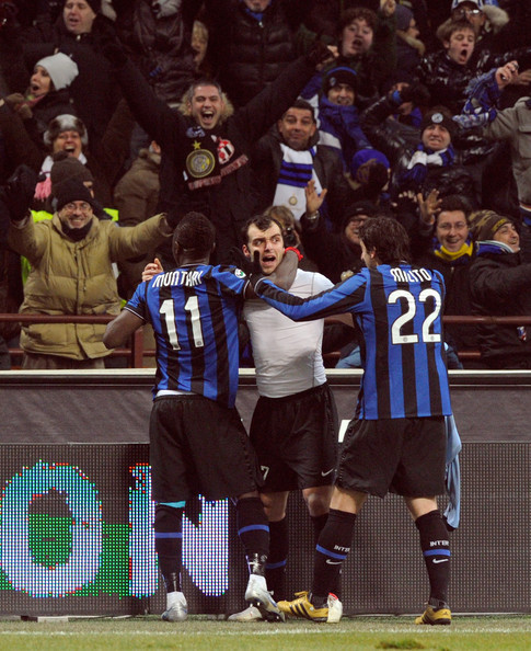 名记：阿森纳想以低于埃泽解约条款的价格签下他，且要先卖人（权威记者：阿森纳拟先卖人，再以低于违约金报价引进埃泽）