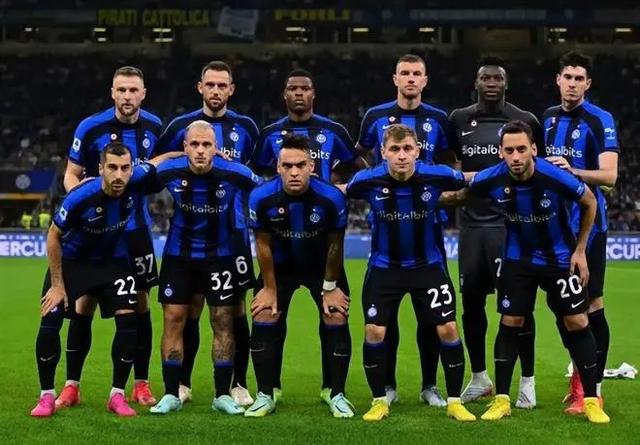 罗马诺：阿森纳对吉拉西的兴趣不实；曼联和巴萨和他有传闻（罗马诺辟谣：阿森纳无意吉拉西，曼联与巴萨传闻仍存）