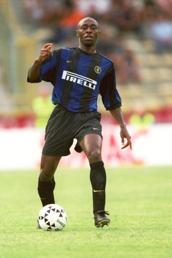 阿森纳青年军激情四射重燃争冠希望（阿森纳新生代火力全开 争冠希望再起）