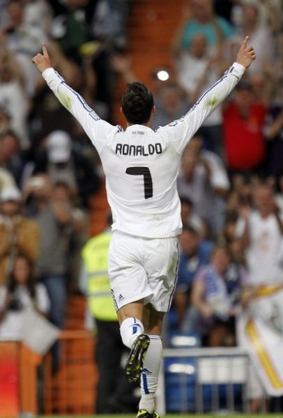 阿尔代尔：当年罗马队内托蒂射门最强；卡萨诺对谁都不尊重（阿尔代尔：效力罗马时托蒂终结能力第一，卡萨诺谁都不放在眼里）