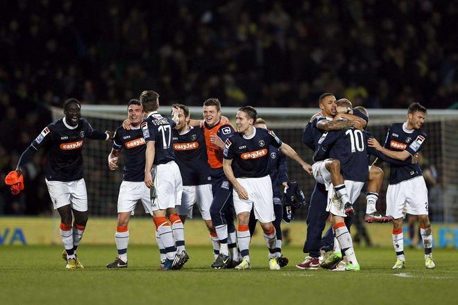 浙江vs海牛：双方均4外援首发，王钰栋出战，汪士钦替补（浙江战海牛：双方均以4外援先发，王钰栋登场，汪士钦替补待命）